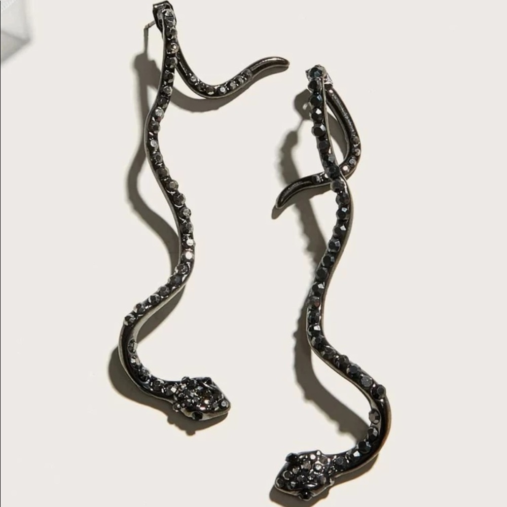 🆕 Snake Earrings - Picture 2 of 5